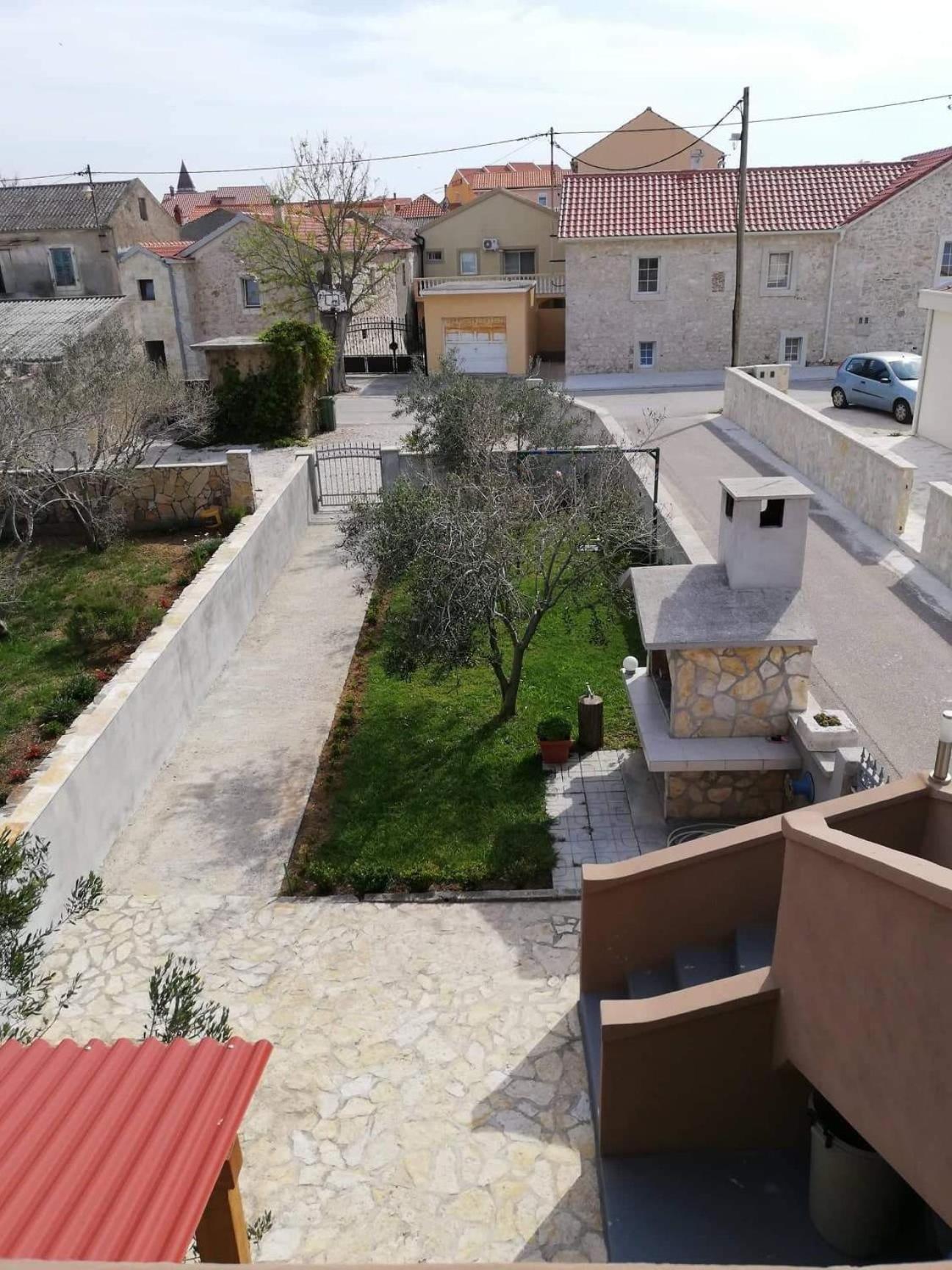 פריבלאקה Apartments Zvonimir מראה חיצוני תמונה